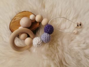 Beißring Threecolour  mit Spielband – Bild 10
