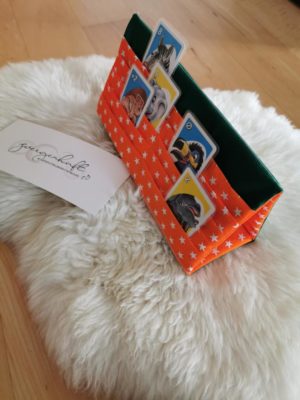 Spielkartenhalter