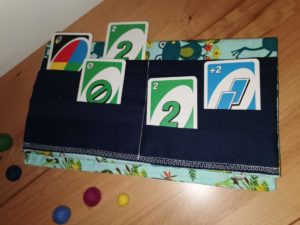 Spielkartenhalter – Bild 3